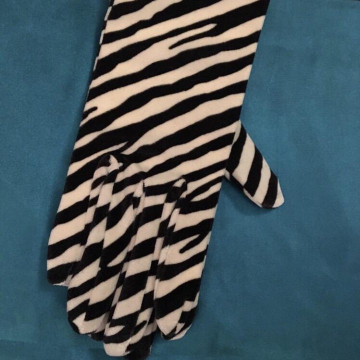 Перчатки новые