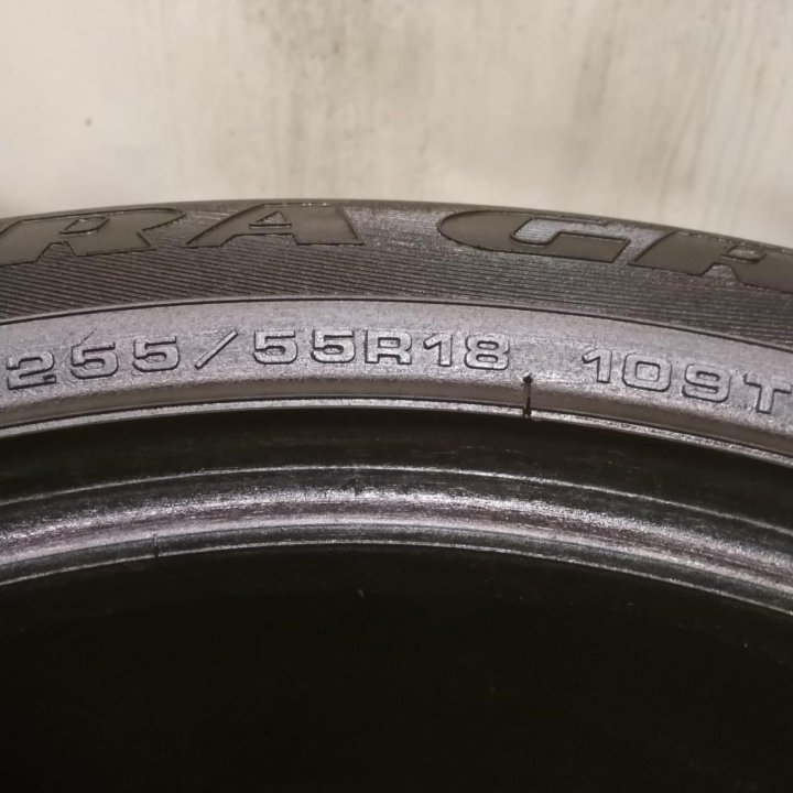 255/55 R18 Goodyear UG 500 2шт