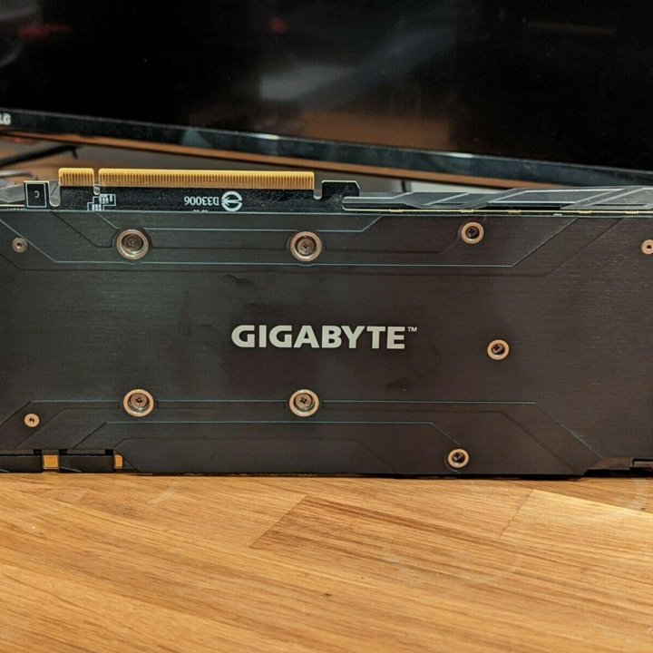 Gigabyte GeForce GTX 1070 8GB GTX1070 8G отл сост