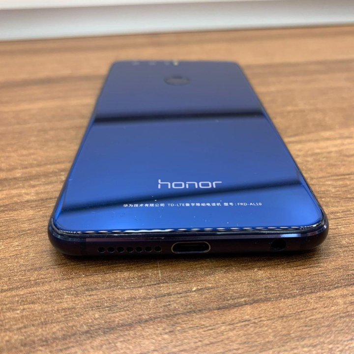Телефон Honor 8 4/32GB LTE+NFC