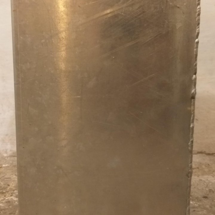 Ящик из алюминия