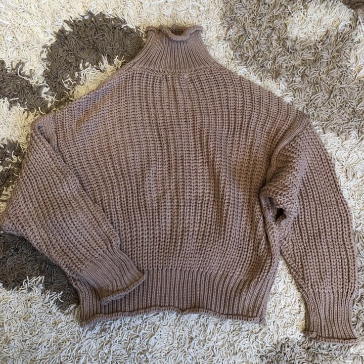 Новый свитер 42 рр