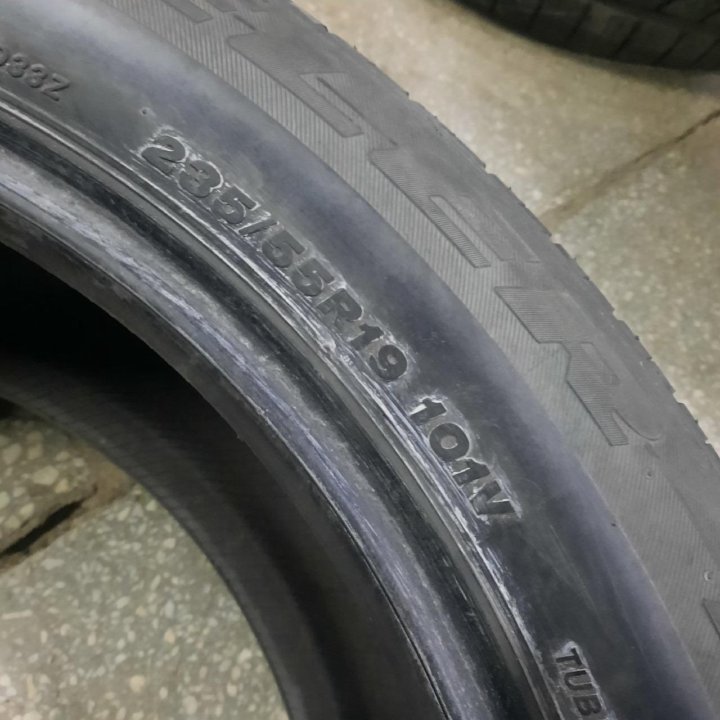 235/55R19 Bridgestone Dueler H/L 33 (Лот №3584)