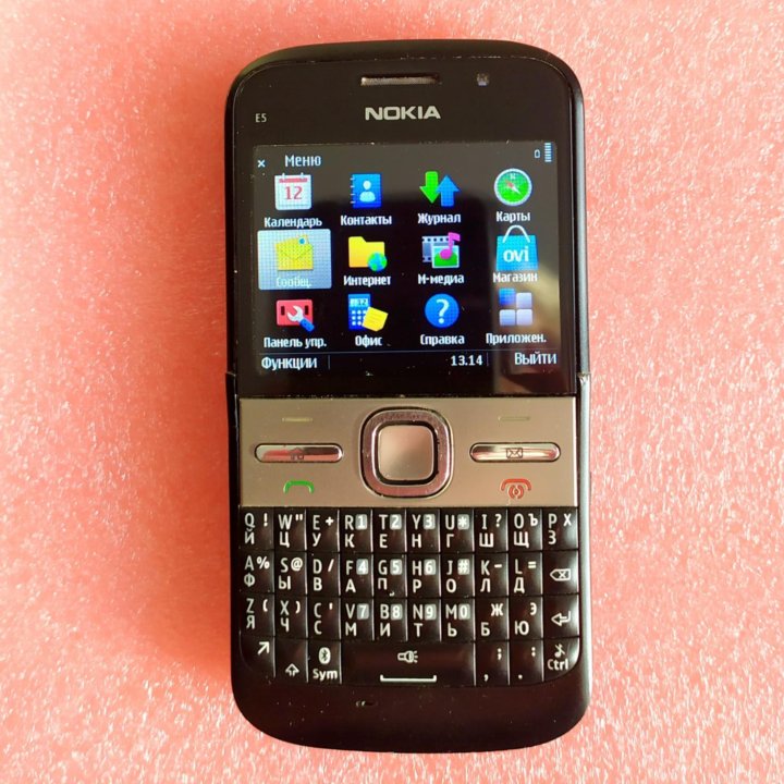 Смартфон QWERTY Nokia E5. Finland.