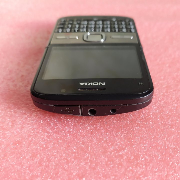 Смартфон QWERTY Nokia E5. Finland.