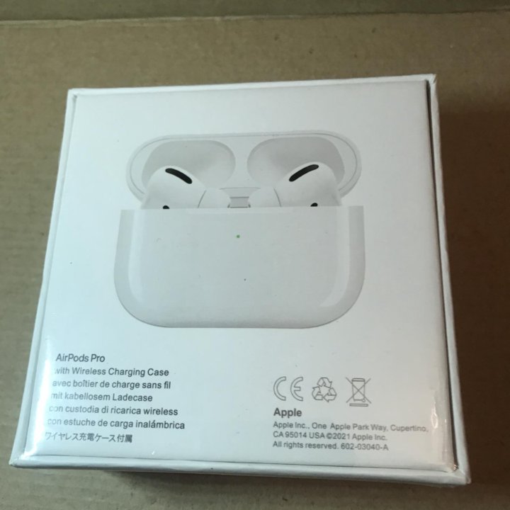 AirPods [REF]