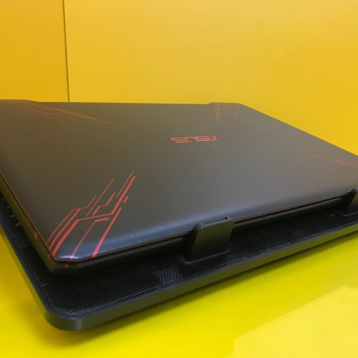 Ноутбук Asus/Игровая реальность