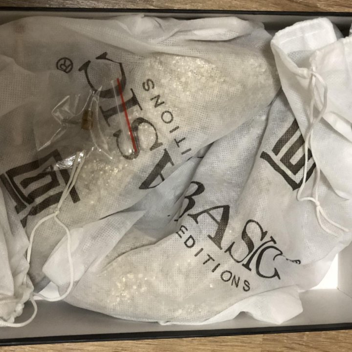 Туфли золотые