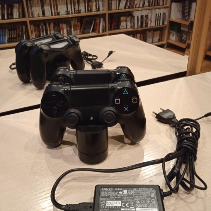 Зарядная станция пс4 PS4 Sony Charging Station