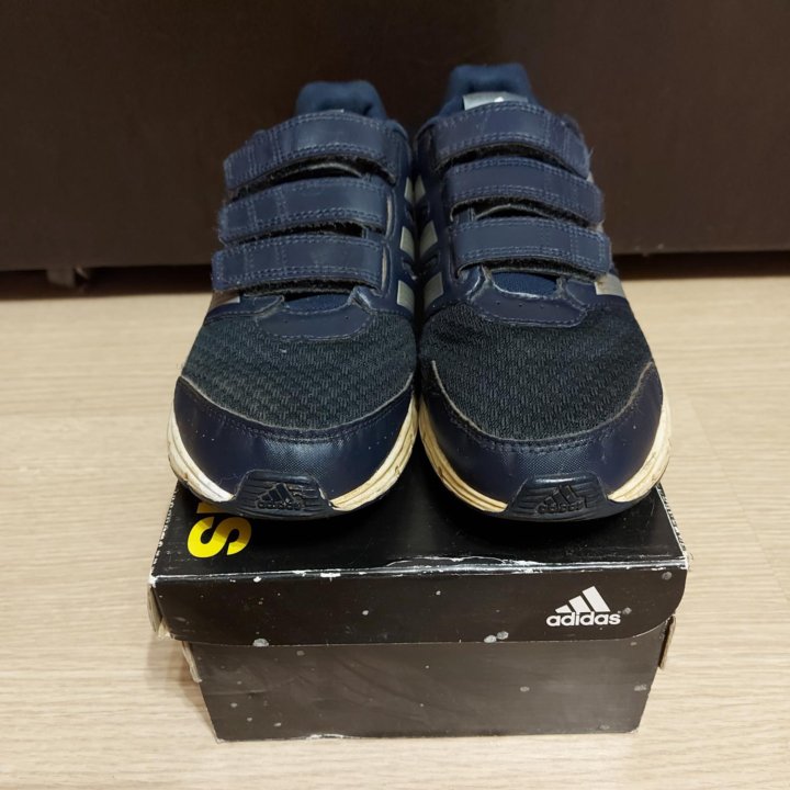 Кроссовки Adidas,оригинал,34р-р