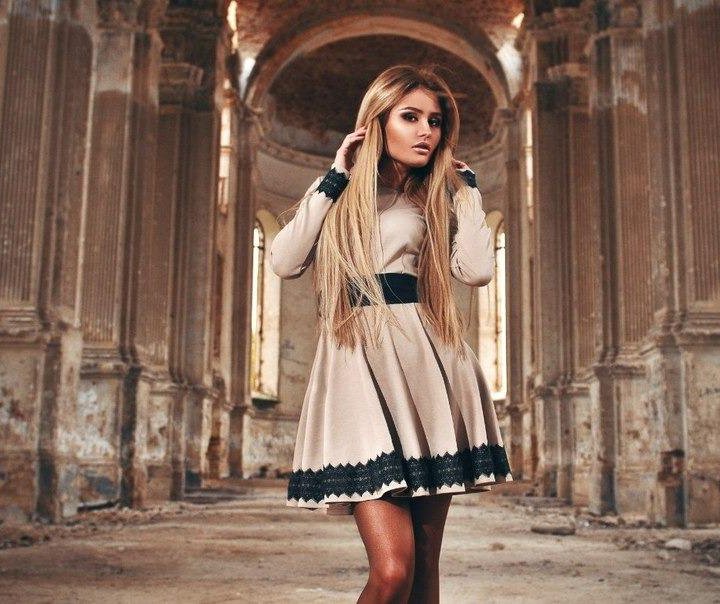 Женское платье.