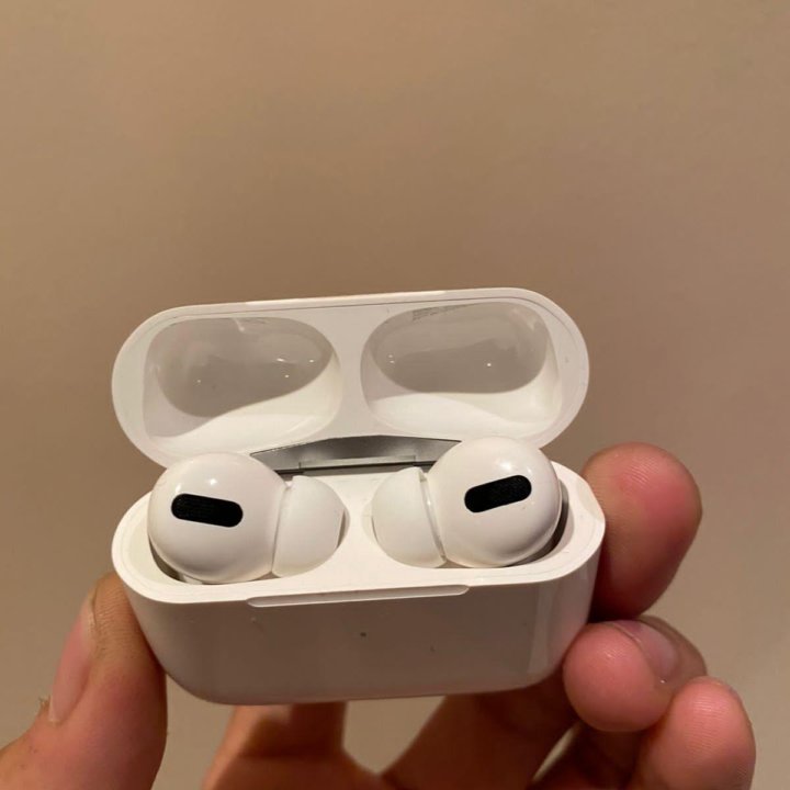 Наушники Airpods Pro