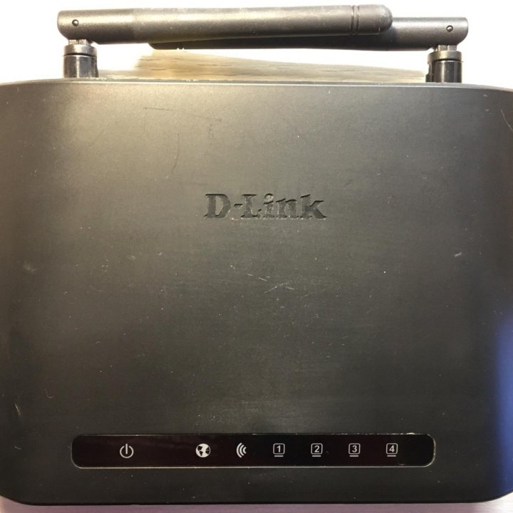 Продам свитч 4 портовый D-Link DIR-615/K1