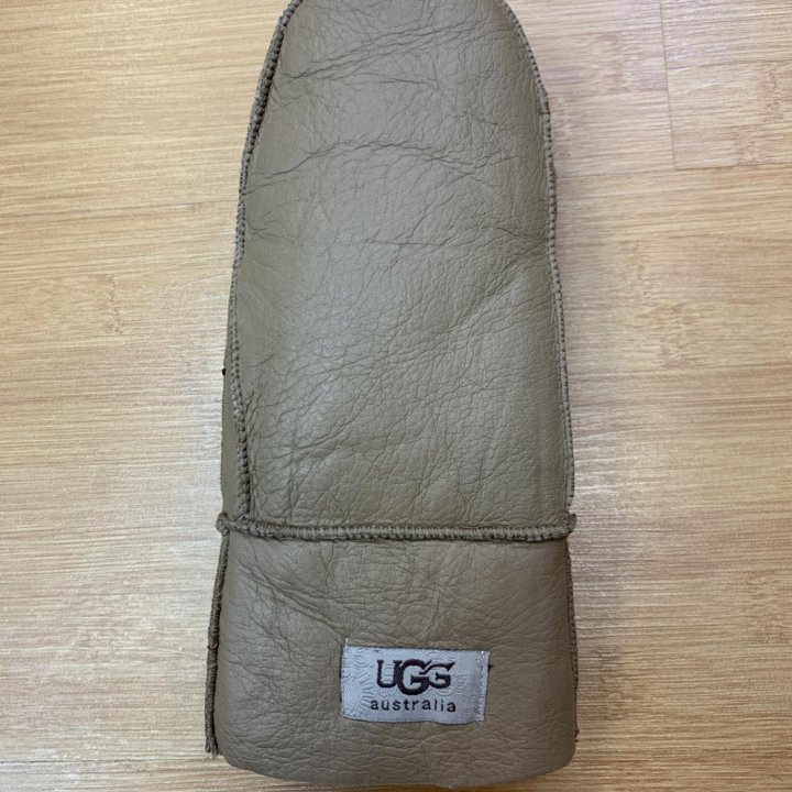 Варежки Ugg
