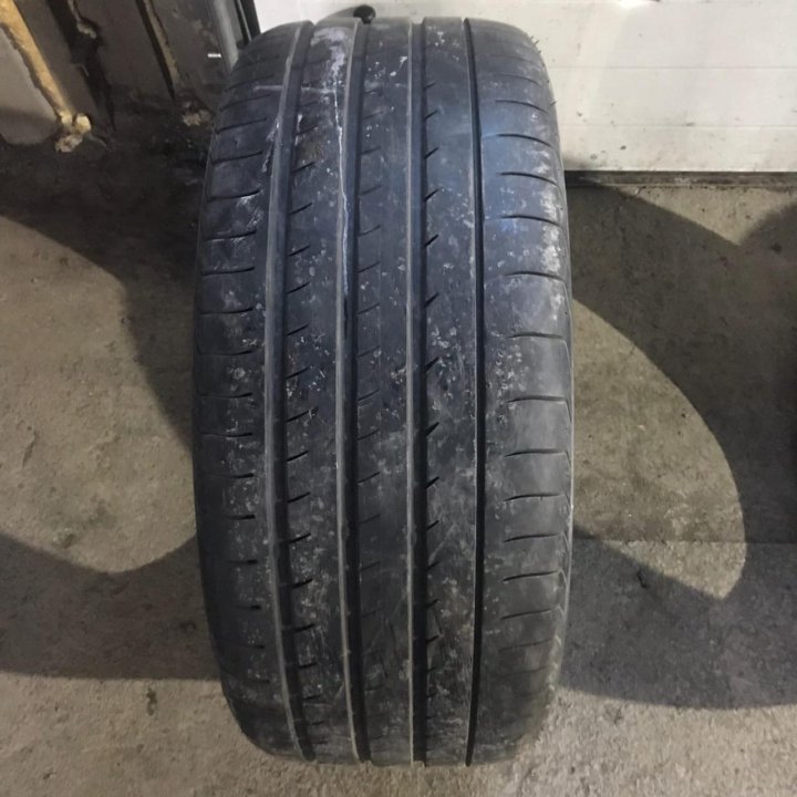 285/40R22 Yokohama ADVAN Sport V105 (Лот №3840)