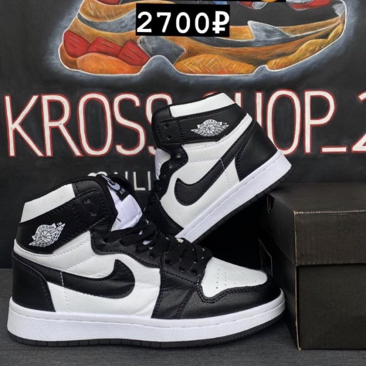 Кроссовки Nike Air Jordan 1