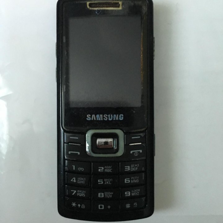 Телефон SAMSUNG E1070