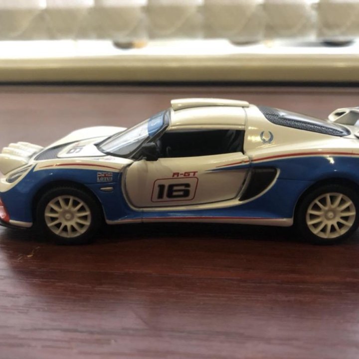 Масштабная модель Lotus Exige R-GT 1/32