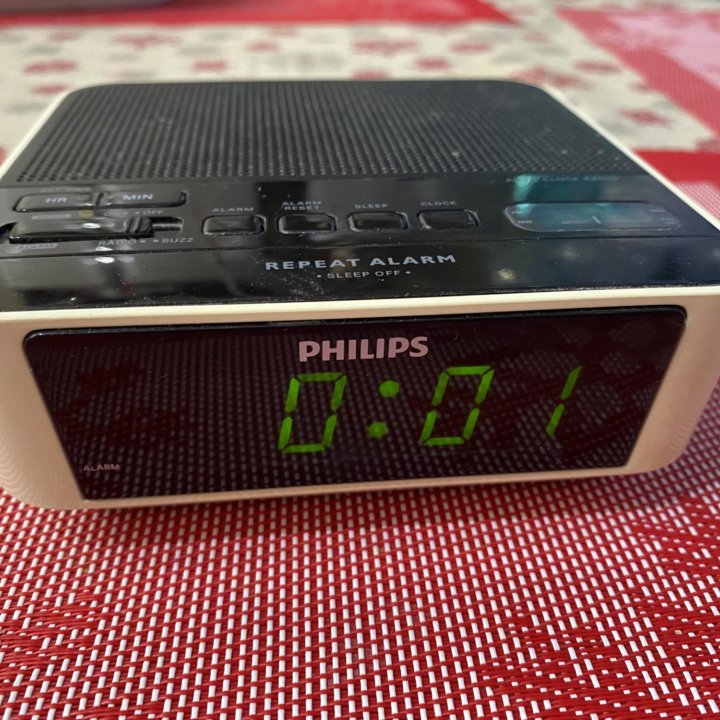 Радио-часы (радиобудильник) Philips AJ3112/12 б/у