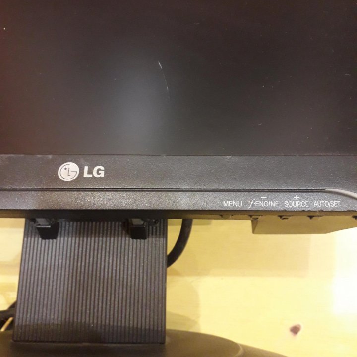 LG