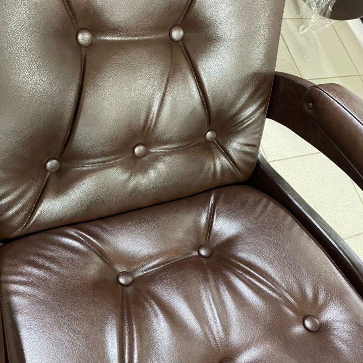 Кресло Качалка в наличии новая