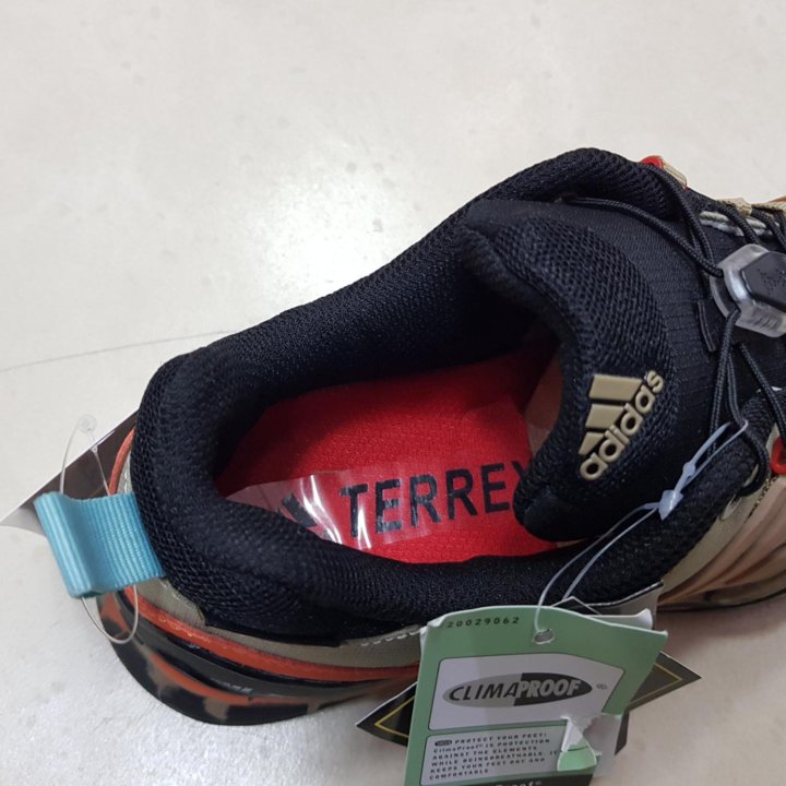 Кроссовки Adidas Terrex