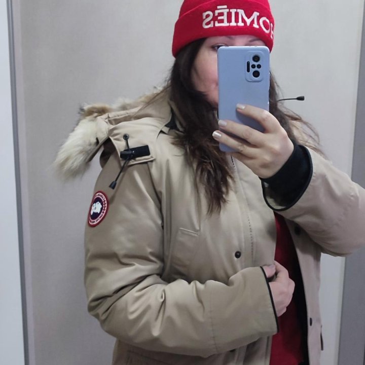 Парка женская Canada Goose б/у