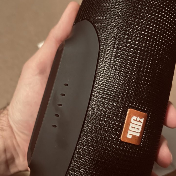 Jbl charge 4