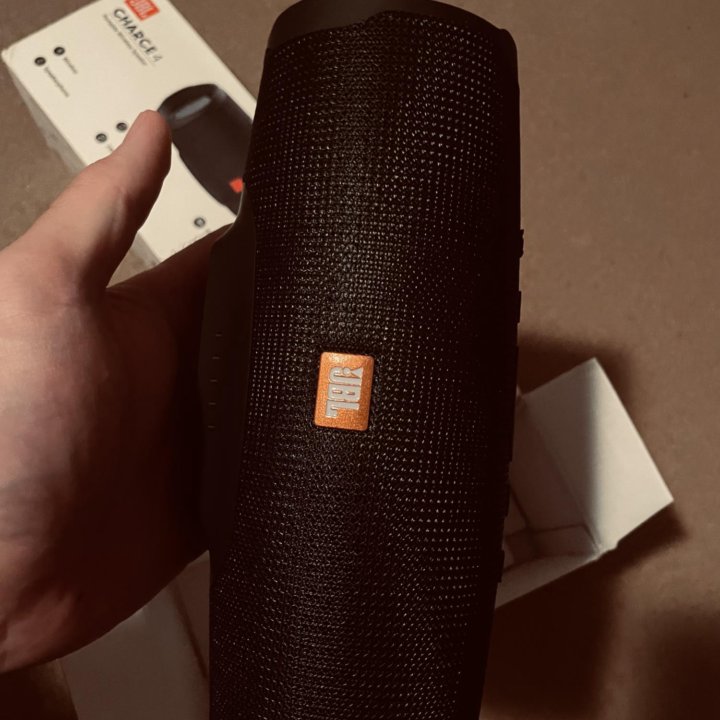 Jbl charge 4