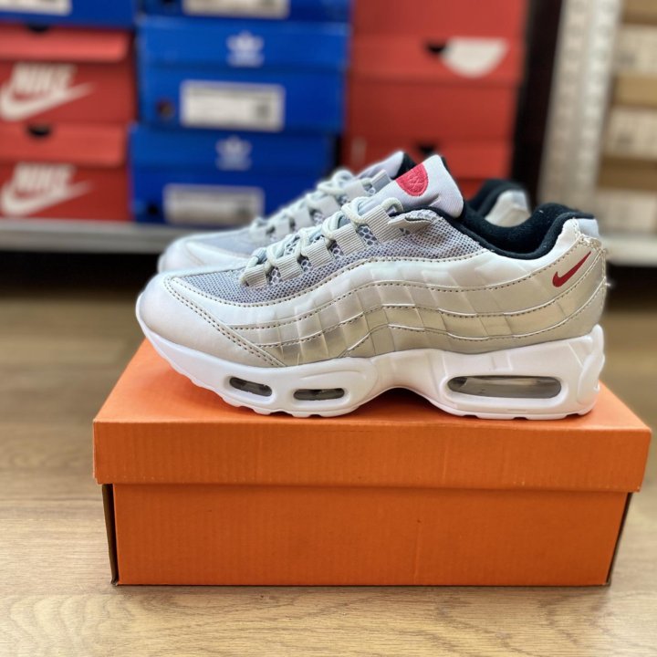 Кроссовки Nike Air Max 95