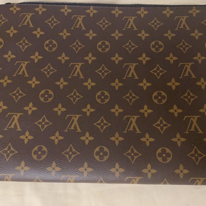 Клатч конверт Louis Vuitton by Virgil Abloh