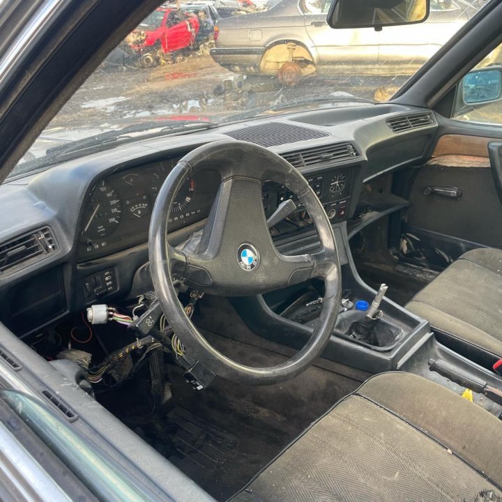 BMW E23 m30 2.8 Getrag 262 Разбор