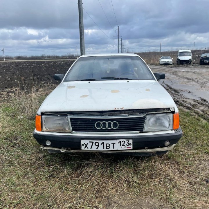 AUDI 100 C3 1.8 Разбор