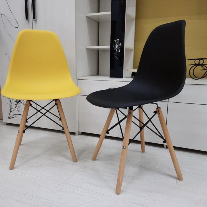 Стулья Eames