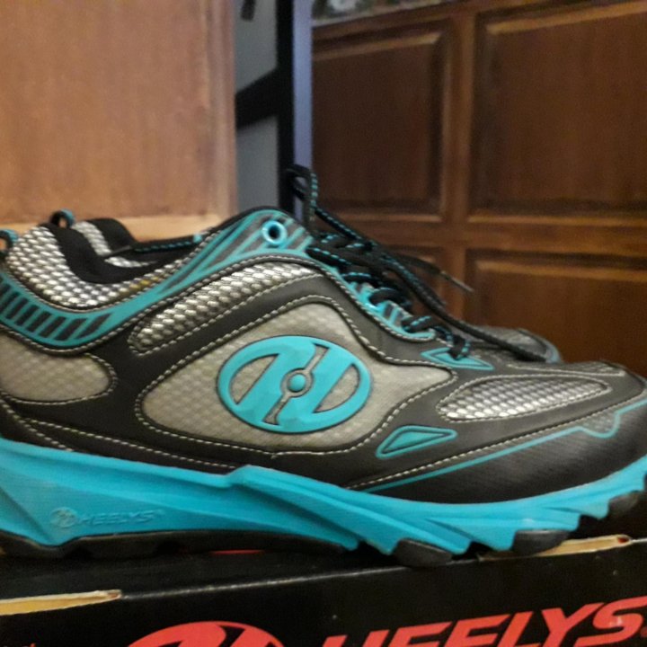 HEELYS р. 39