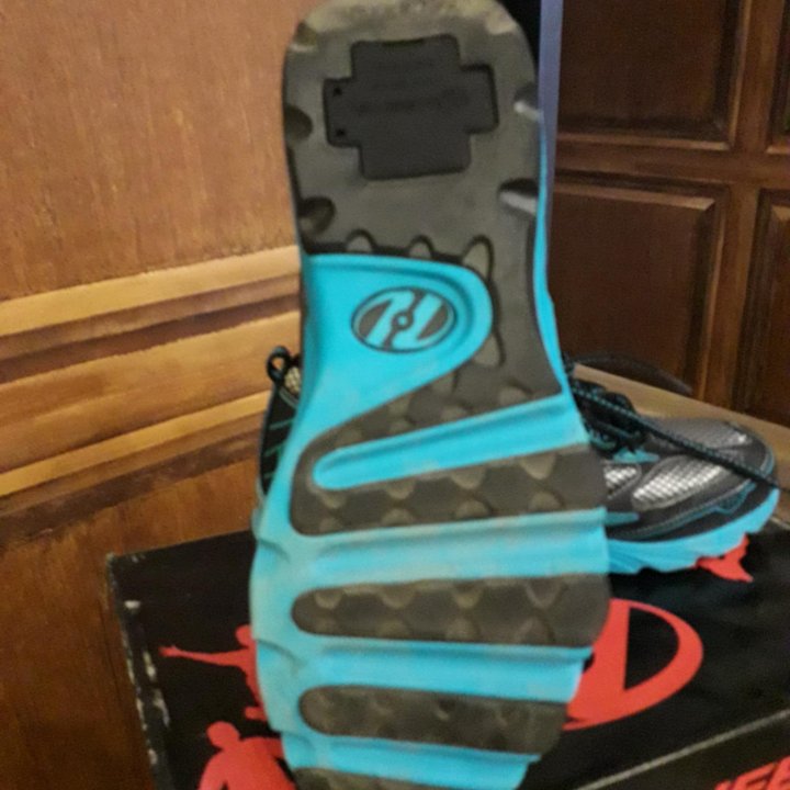 HEELYS р. 39