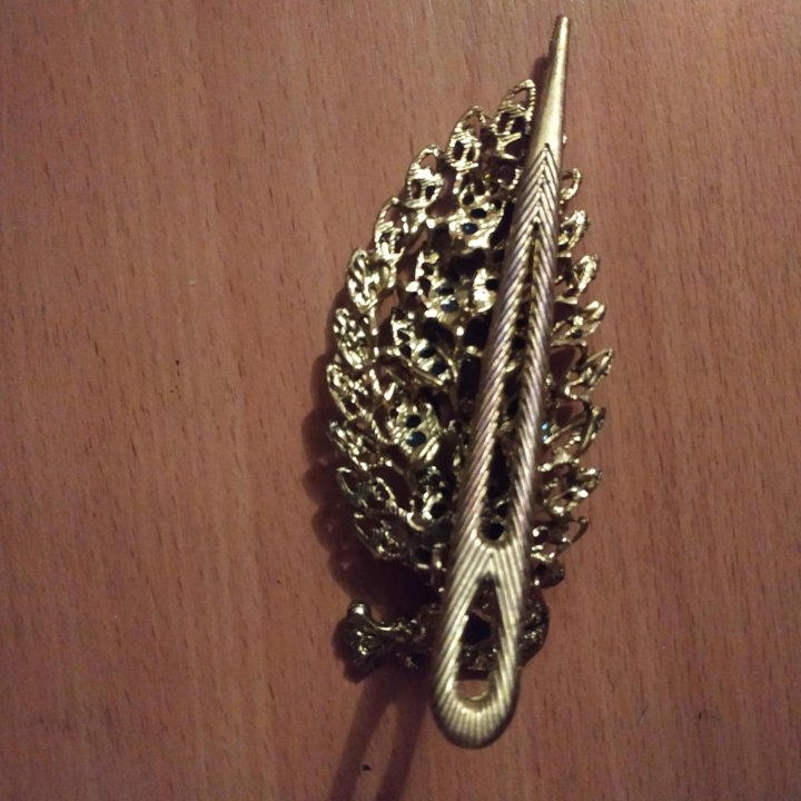 Заколка павлин