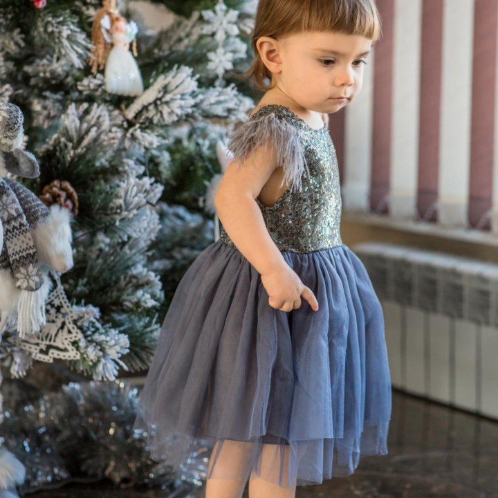 Платье нарядное