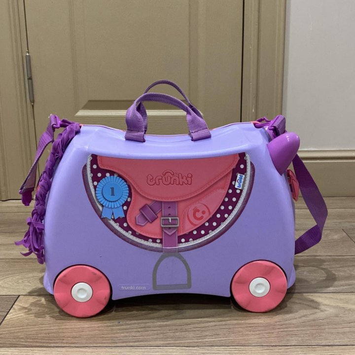 Чемодан trunki