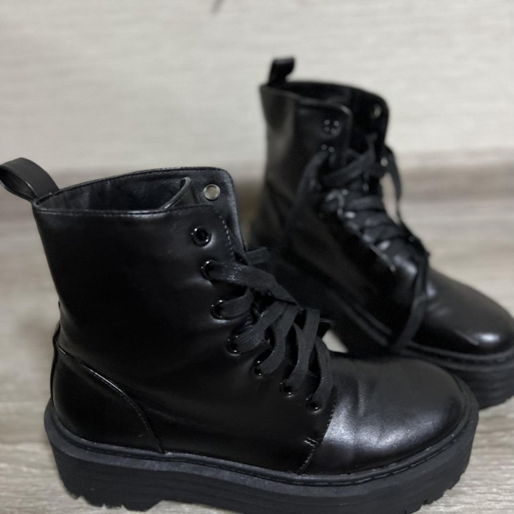 Супер Модные ботинки 36 размер