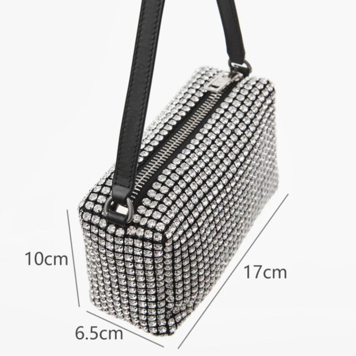 Сумочка со стразами