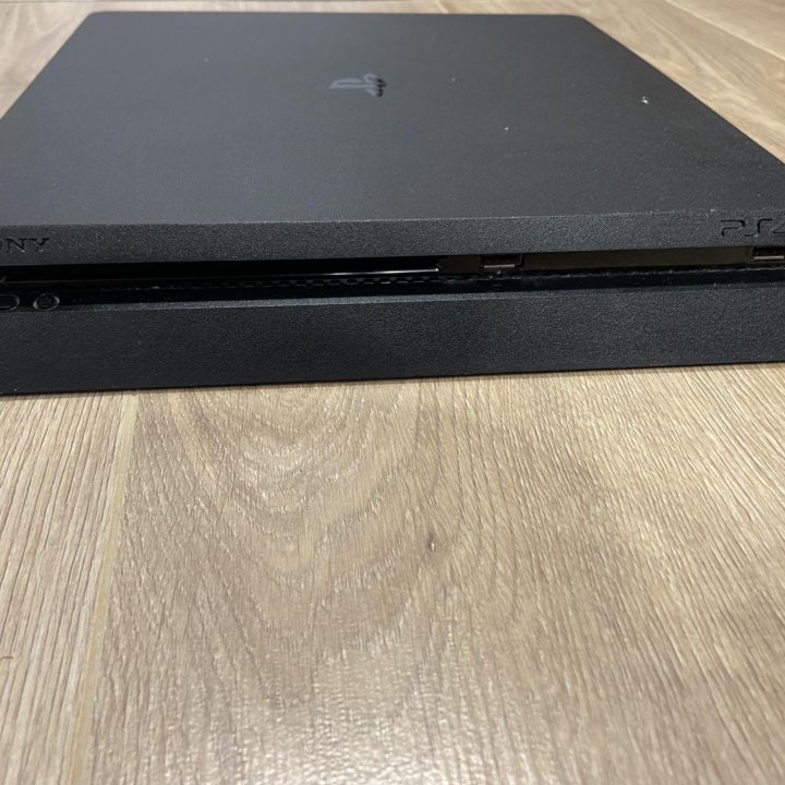 Sony PlayStation 4 Slim 1Tb