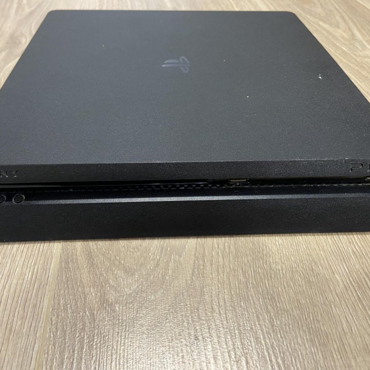 Sony PlayStation 4 Slim 1Tb