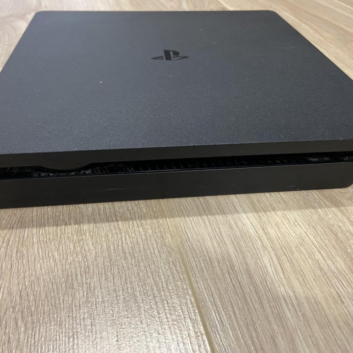 Sony PlayStation 4 Slim 1Tb