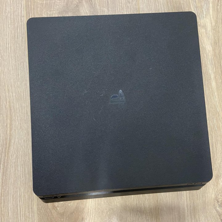 Sony PlayStation 4 Slim 1Tb