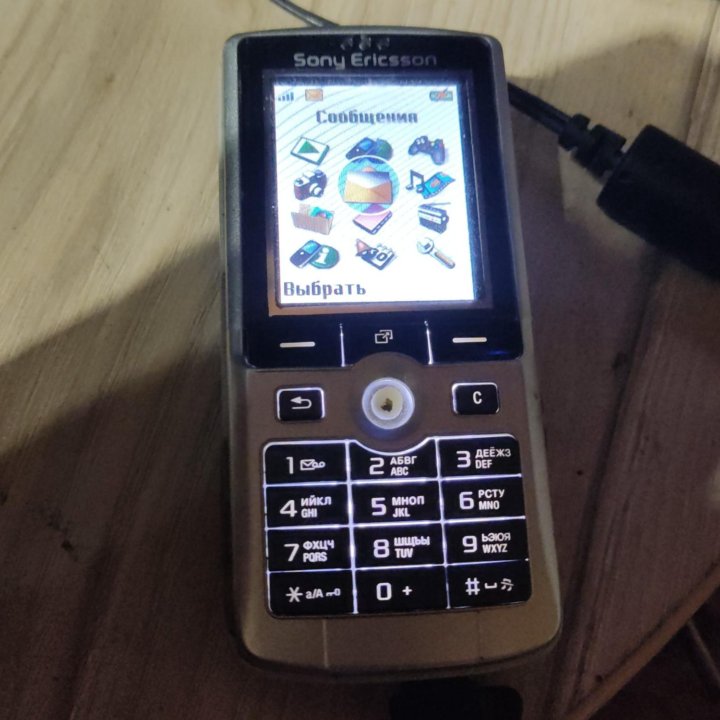 Sonierikson k750 мобильный телефон