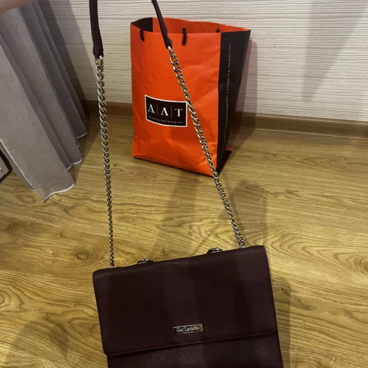 Сумка Guy Laroshe