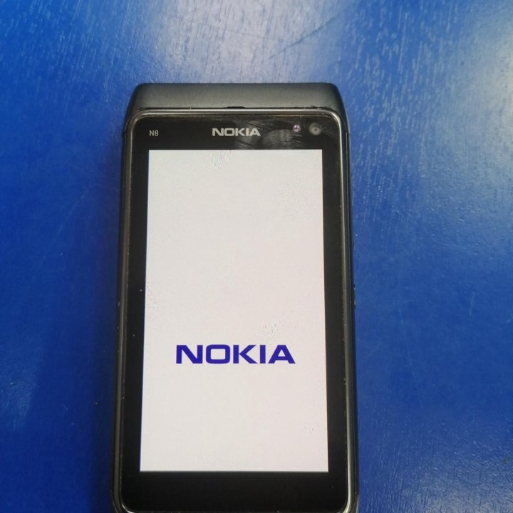 Nokia N8