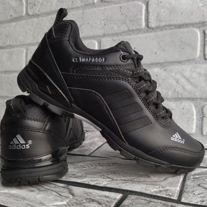 Кроссовки кожаные adidas climaproof чёрные р9