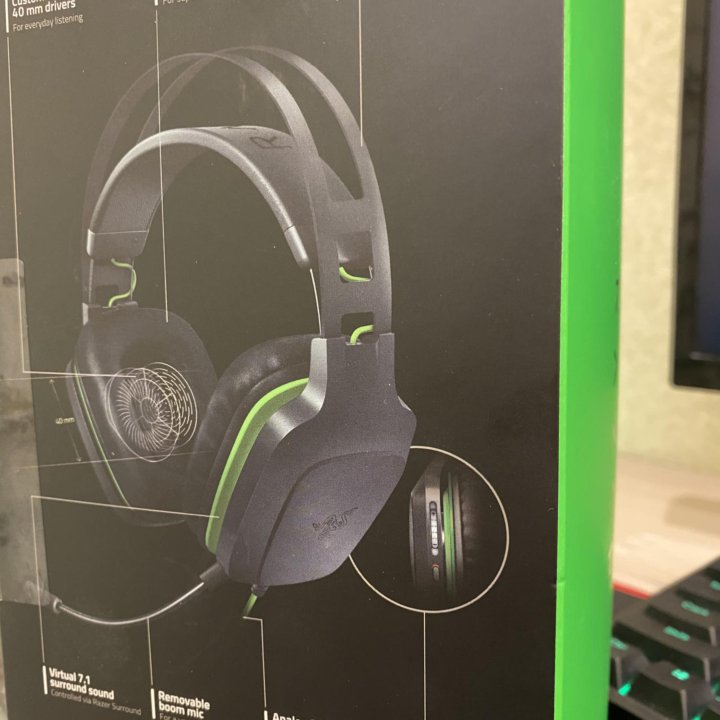 Игровые наушники Razer